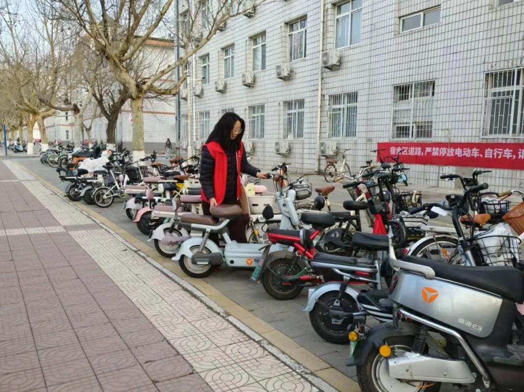 在践行文明