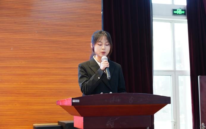 创新开设云端美育课
