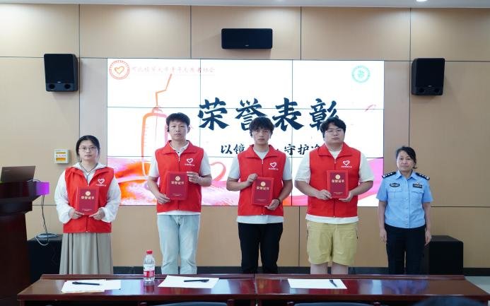 参与人员走进禁毒美高梅体育app手机