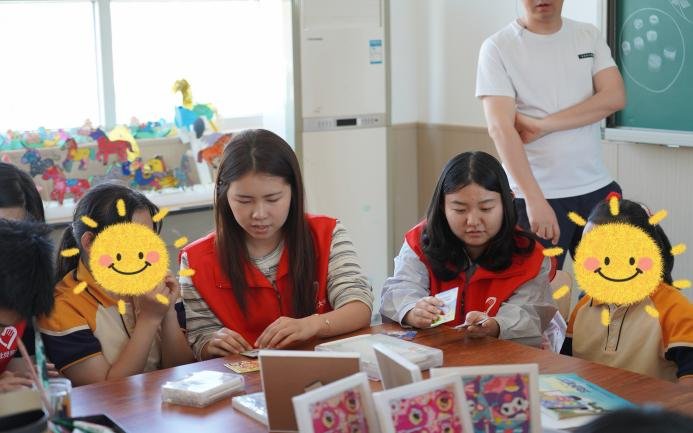 童心有光”小橘灯志愿服务活动
